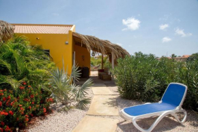 Отель Appartement Kas Wahoo at Sabal Palm Villas  Кралендейк